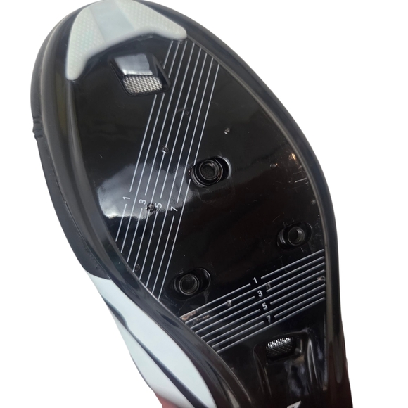 Peloton Indoor Cycling Shoes Womens 7 - 38 Black Red - Picture 7 of 9